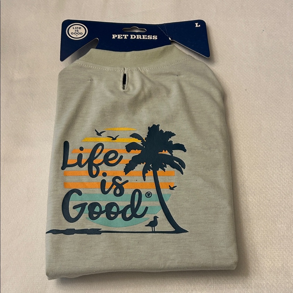 Life Is Good Light Green Pet Dress
Size Large